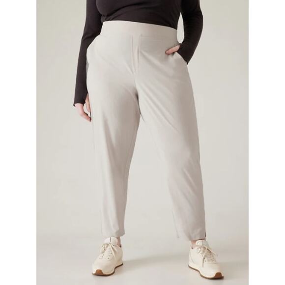 Athleta Brooklyn Mid Rise Ankle Pants Cream 14 - Picture 1 of 12